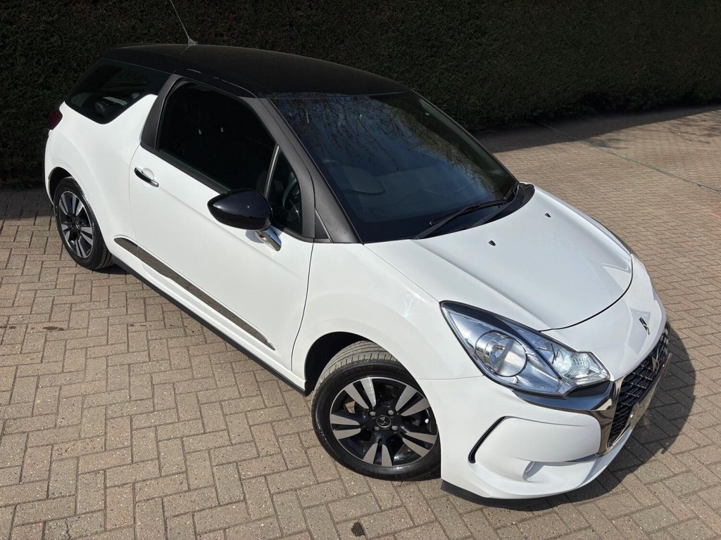 View DS AUTOMOBILES DS 3 1.2 PureTech Chic