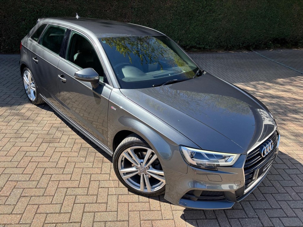 View AUDI A3 1.5 TFSI CoD S line