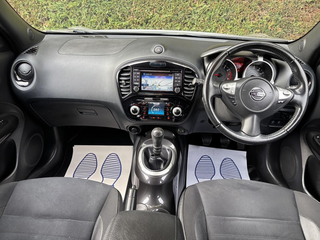 View NISSAN JUKE 1.2 DIG-T N-Connecta