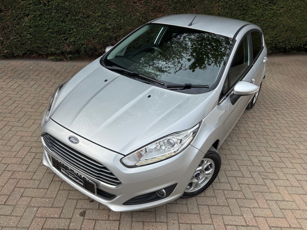 View FORD FIESTA 1.5 TDCi ECOnetic Titanium