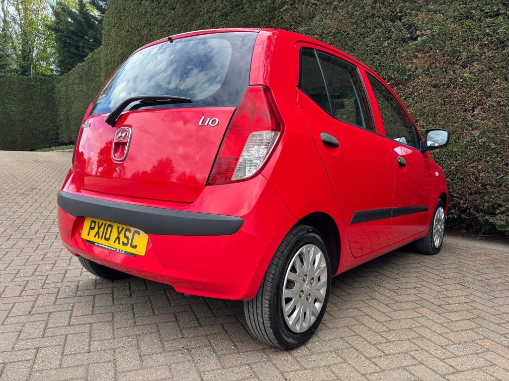 HYUNDAI I10