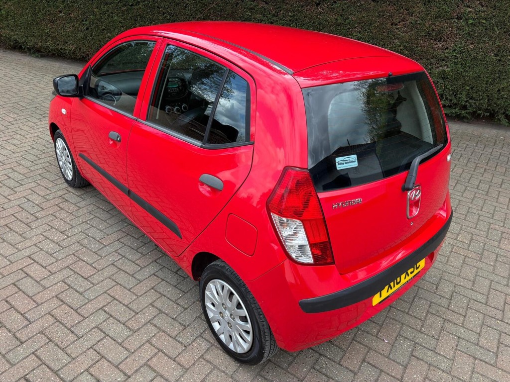 HYUNDAI I10