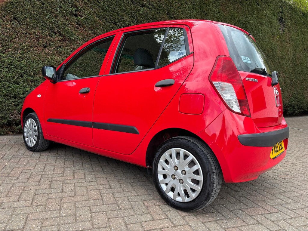 HYUNDAI I10