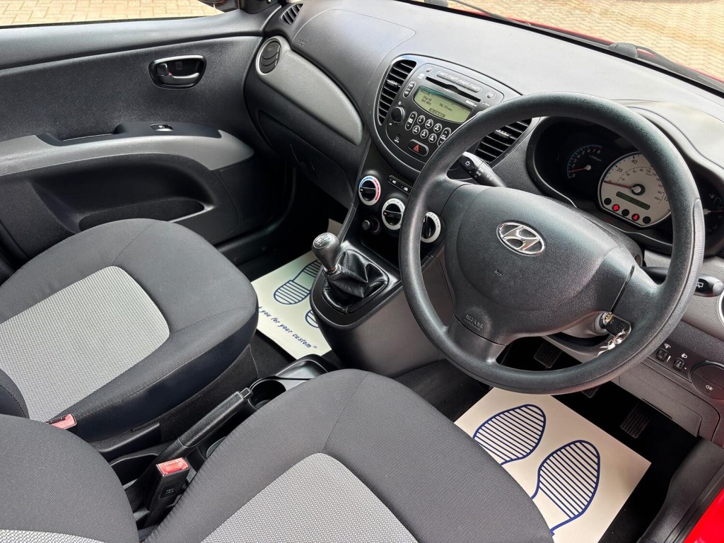 HYUNDAI I10