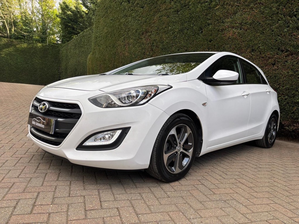 HYUNDAI I30