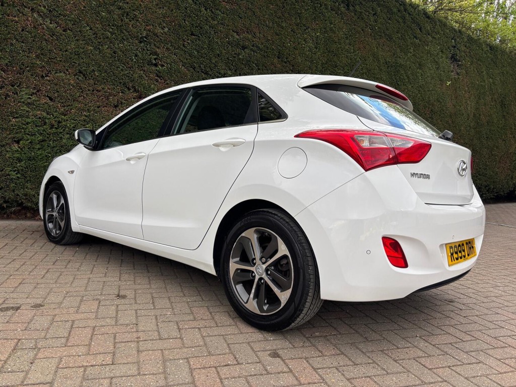 HYUNDAI I30