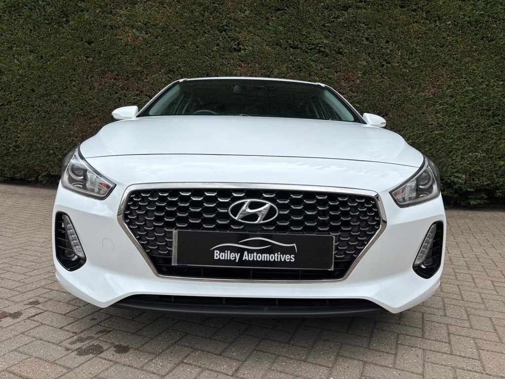 HYUNDAI I30