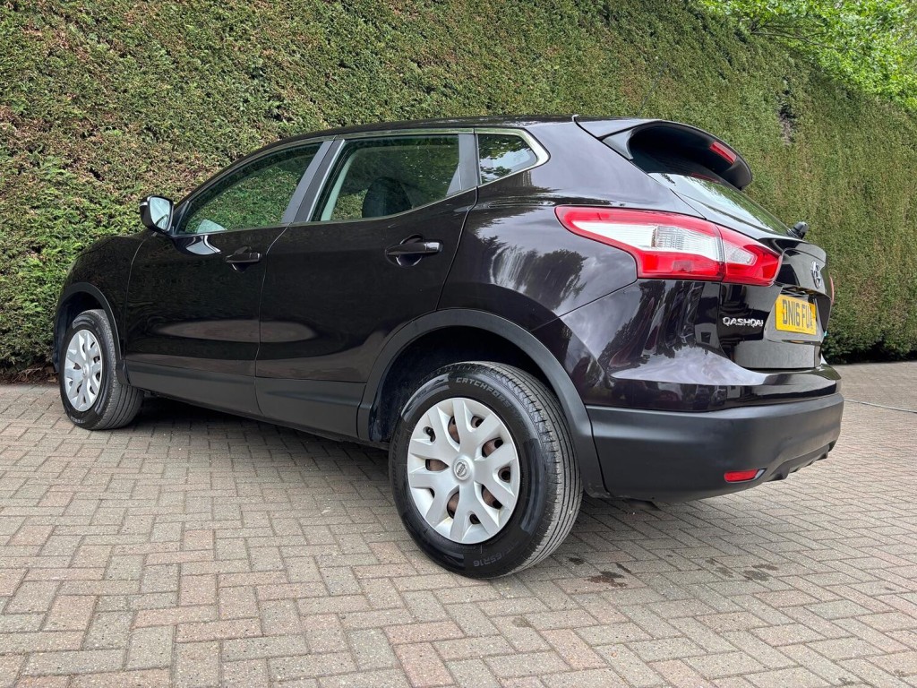 NISSAN QASHQAI