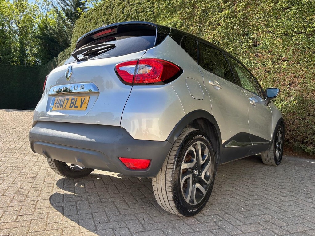 RENAULT CAPTUR