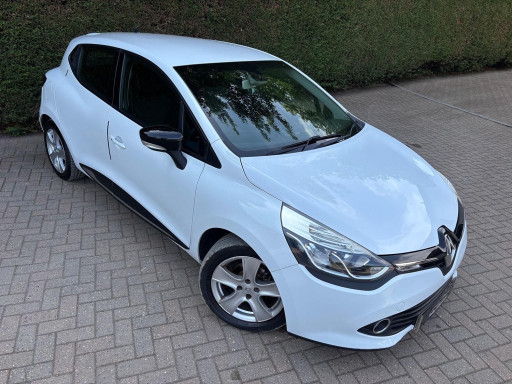 View RENAULT CLIO 1.5 Dynamique MediaNav dCi 90 Stop & Start