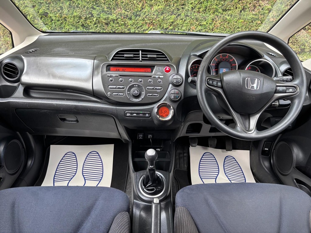 View HONDA JAZZ 1.4 i-VTEC ES