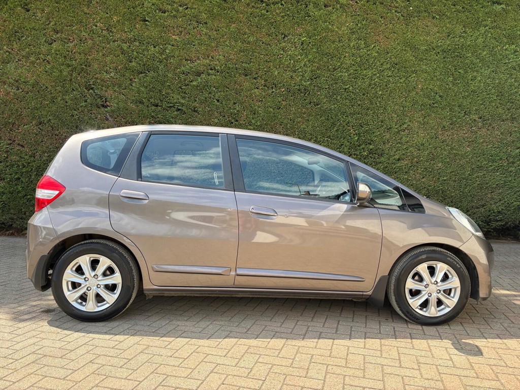 HONDA JAZZ