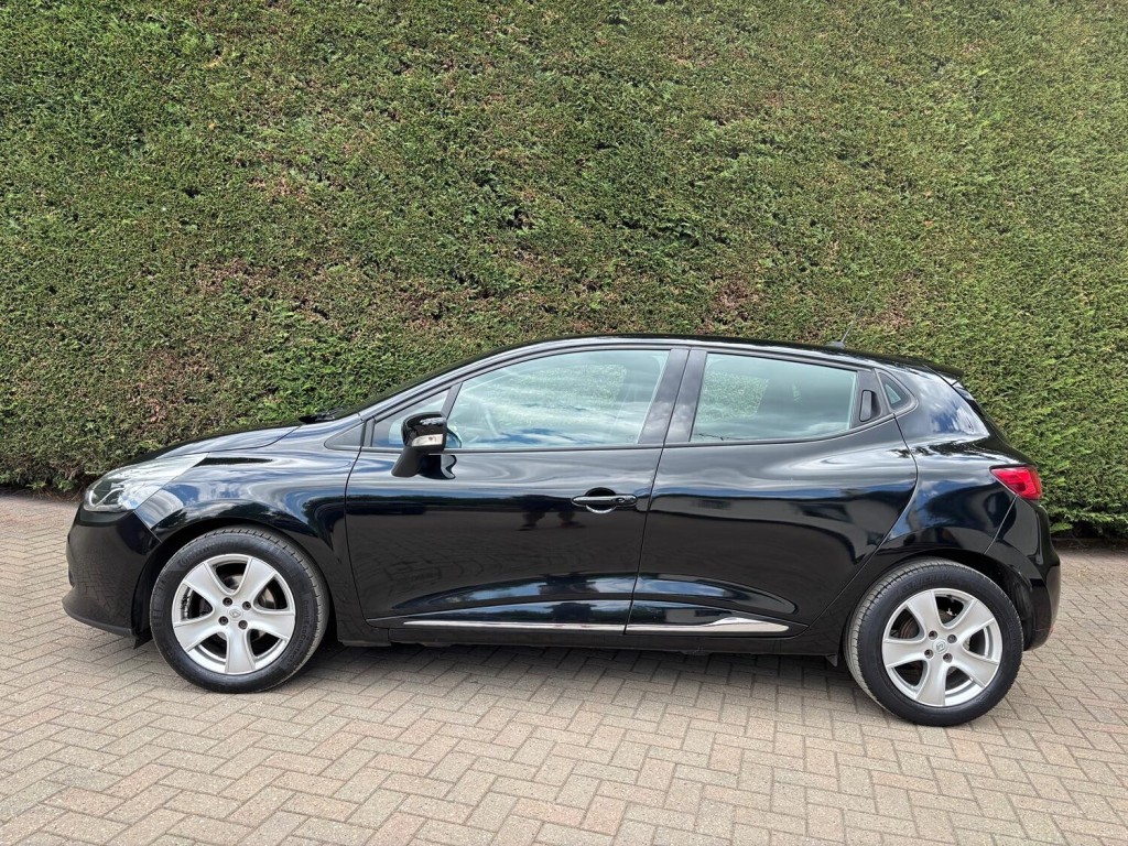 RENAULT CLIO