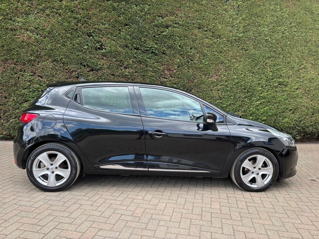 RENAULT CLIO