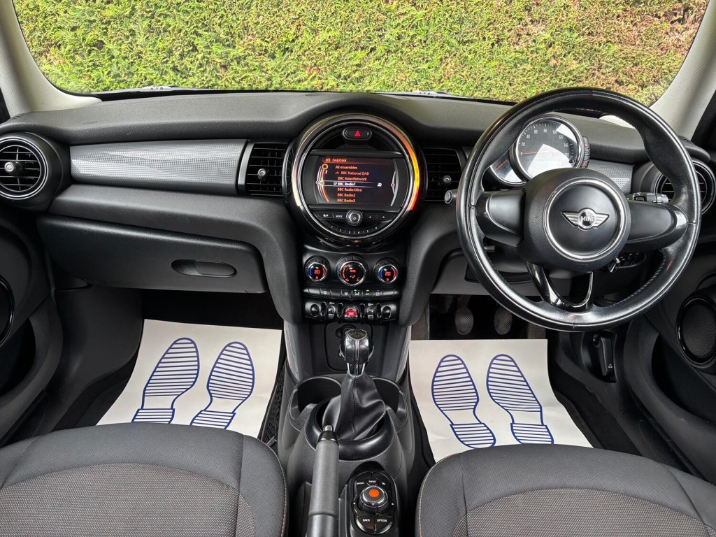 View MINI HATCH 1.2 5-Door Hatch One