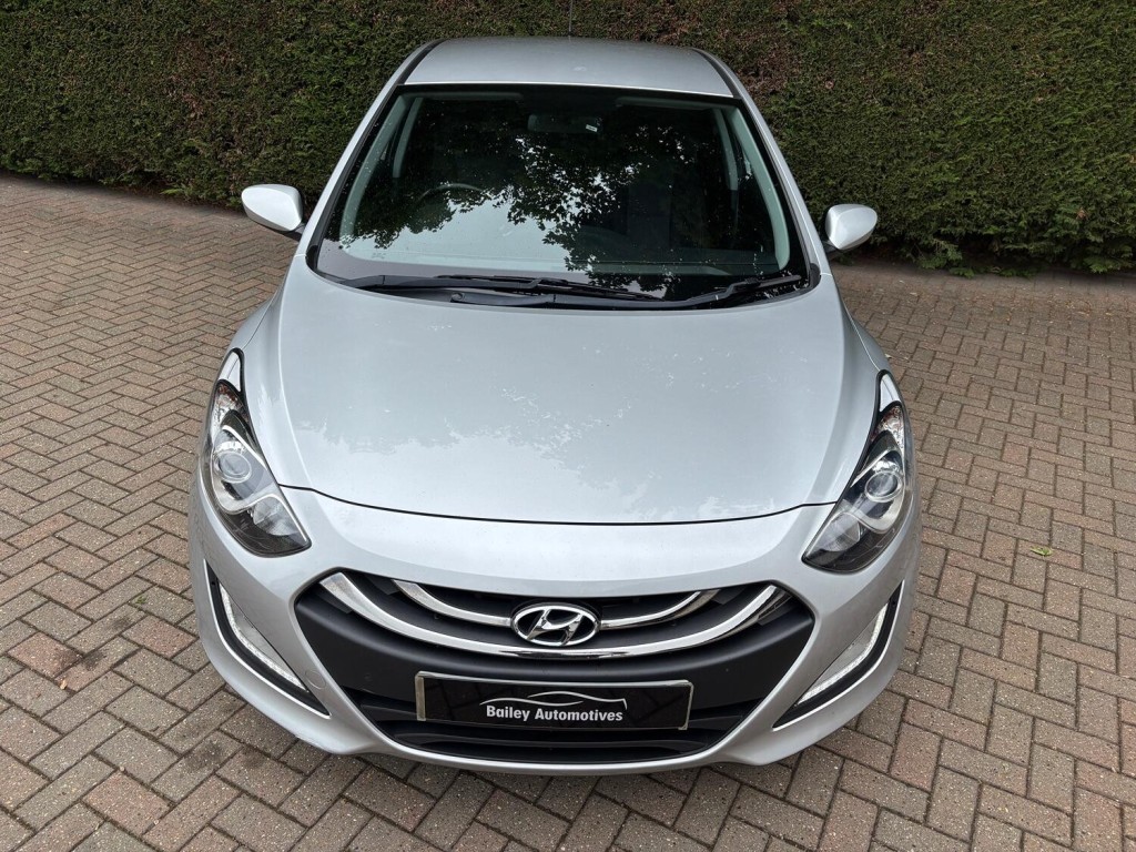 HYUNDAI I30