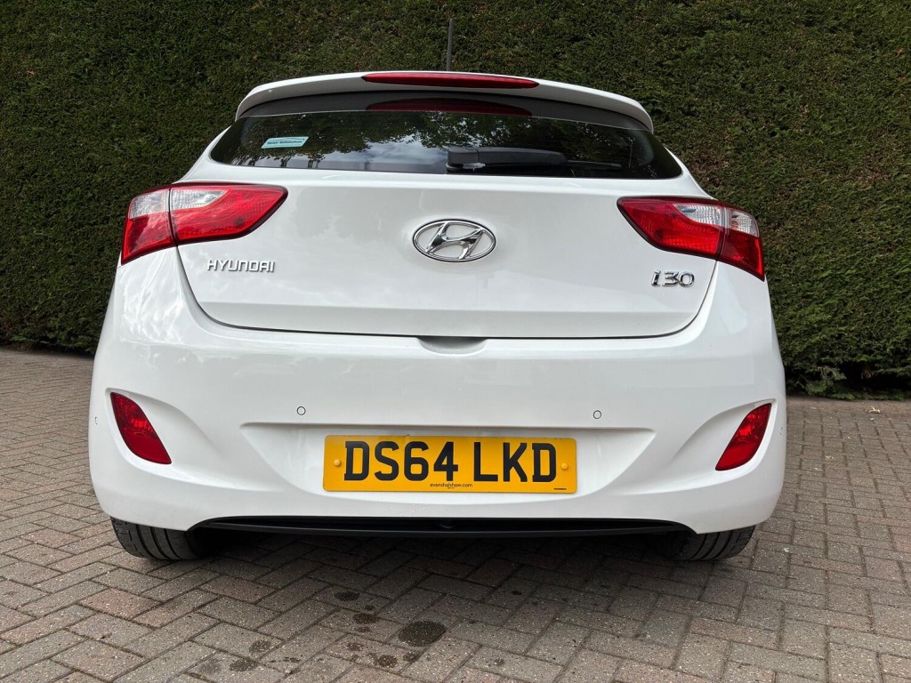 HYUNDAI I30