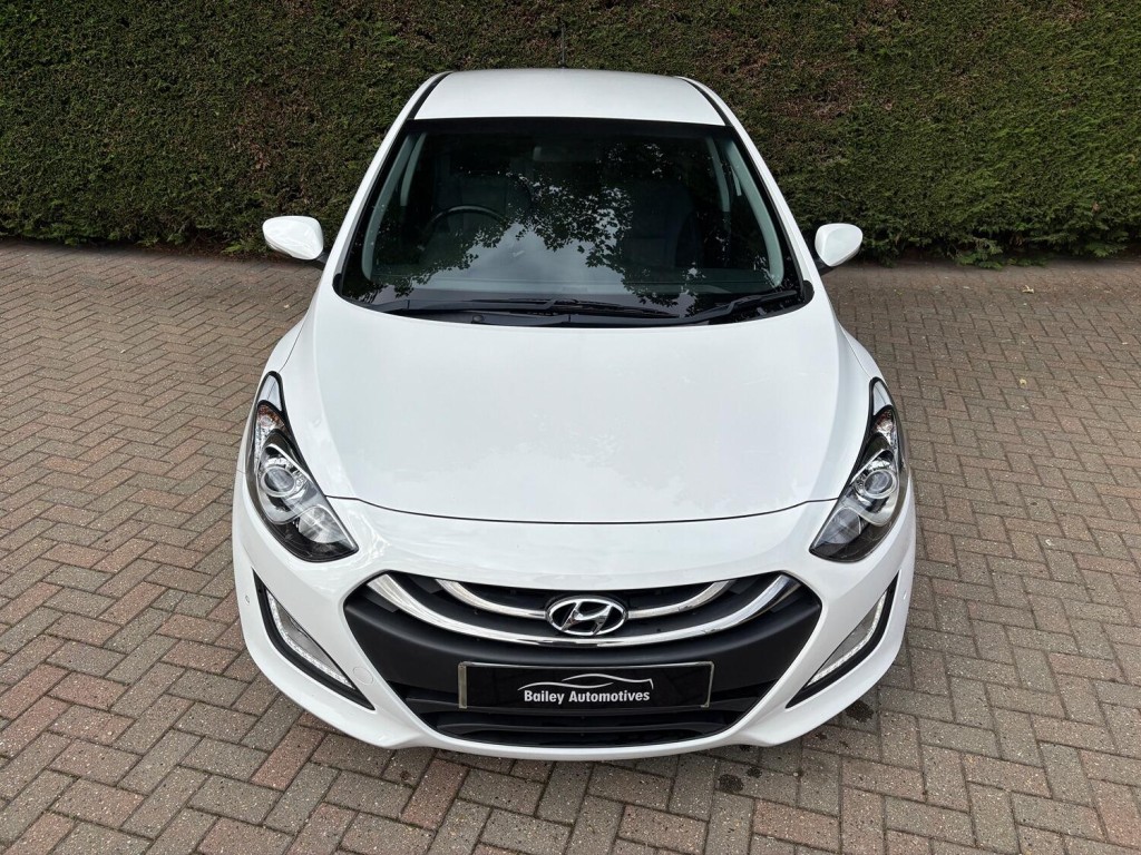 HYUNDAI I30