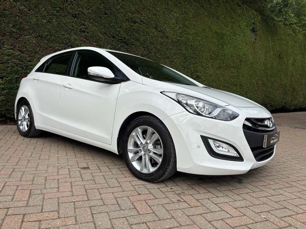 HYUNDAI I30