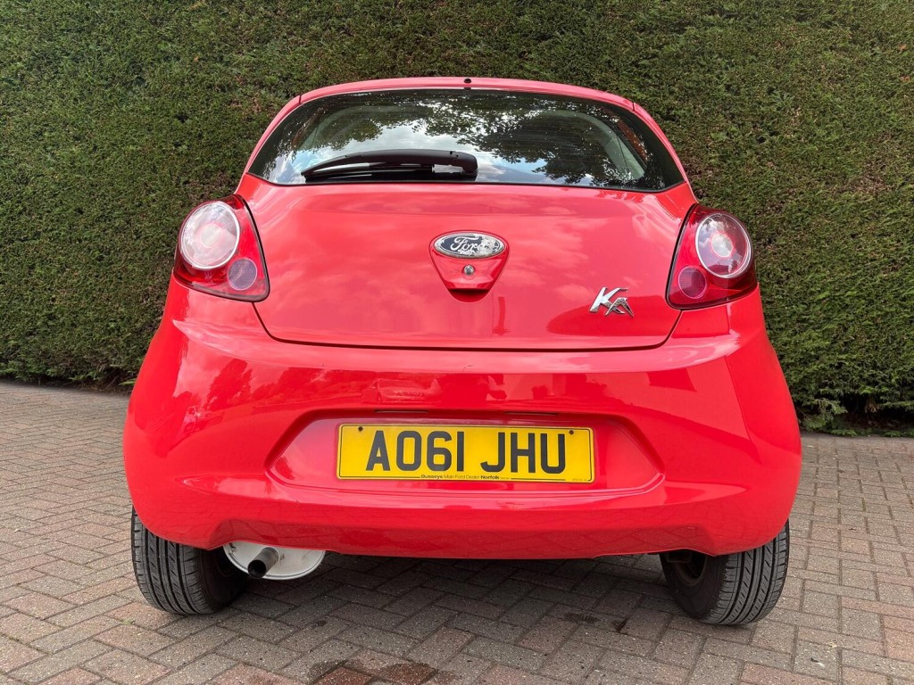 FORD KA