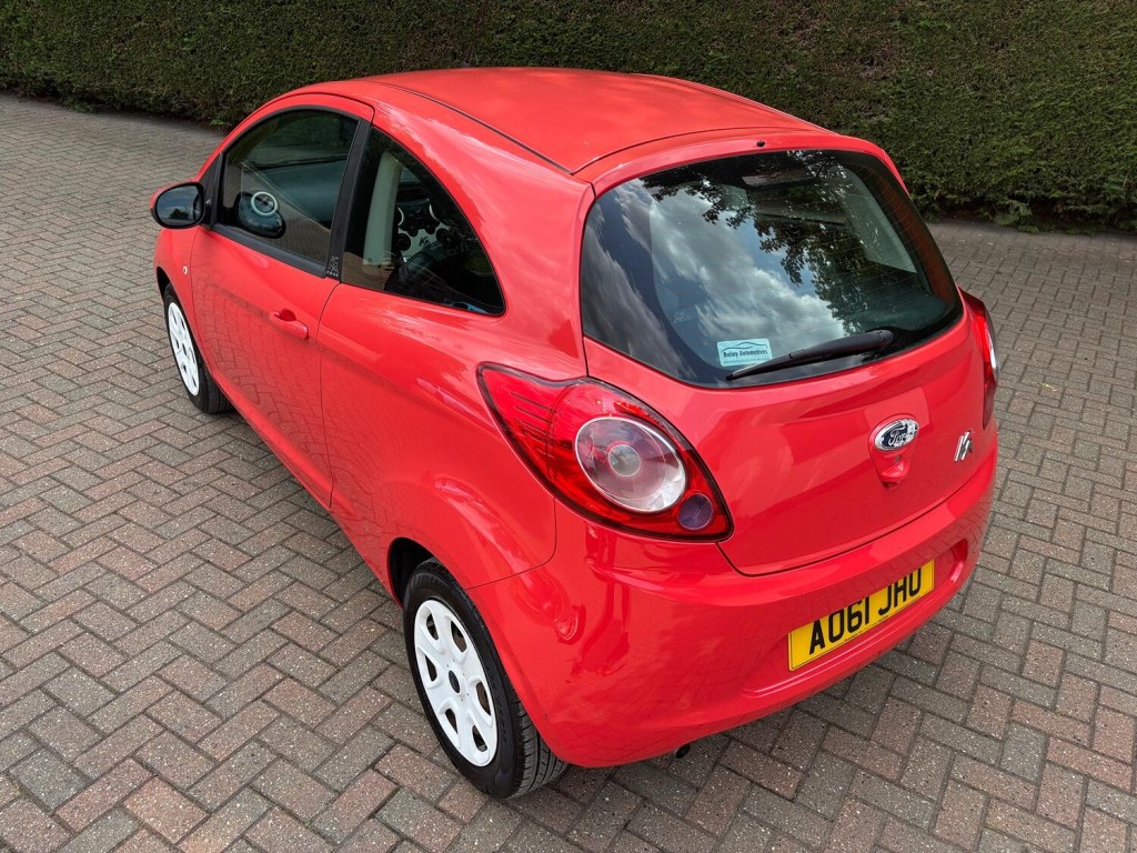 FORD KA