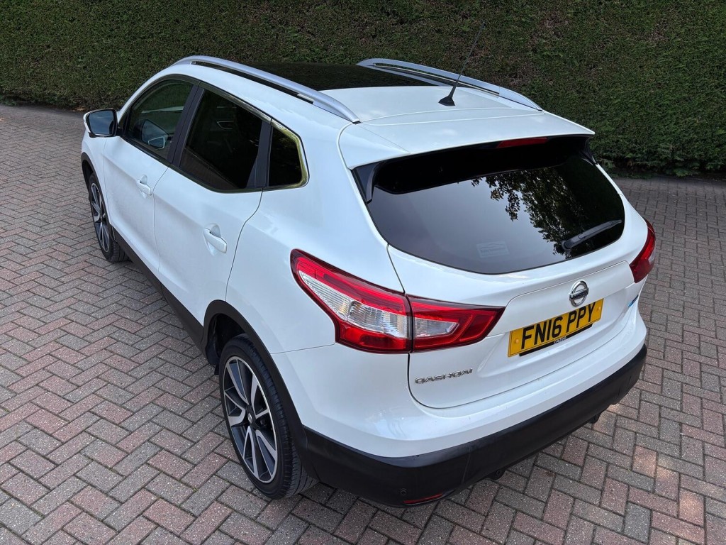 NISSAN QASHQAI