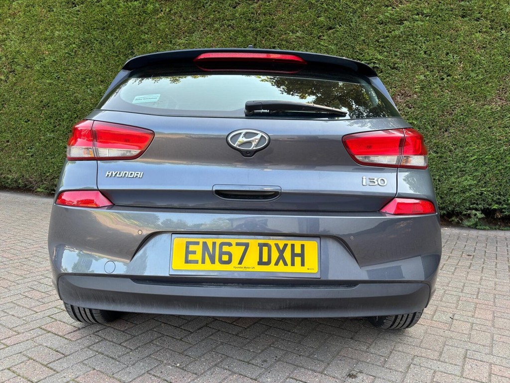 HYUNDAI I30