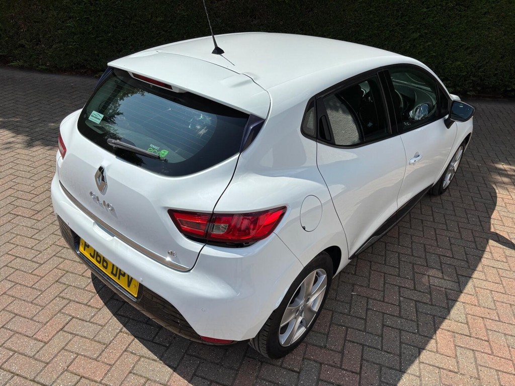 RENAULT CLIO