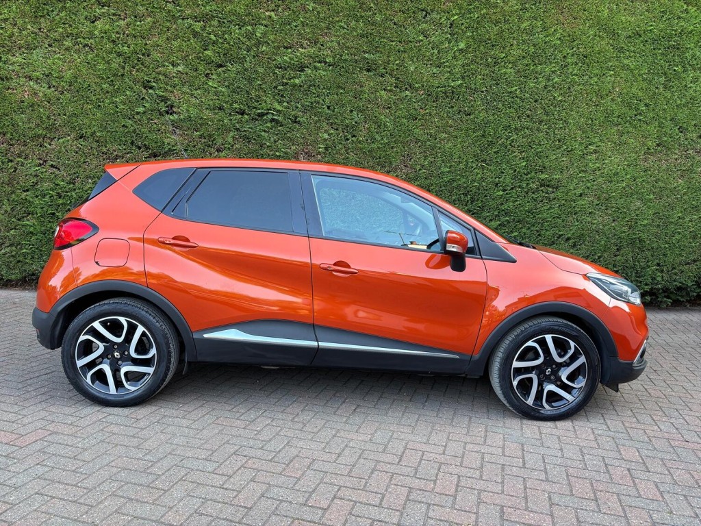 RENAULT CAPTUR