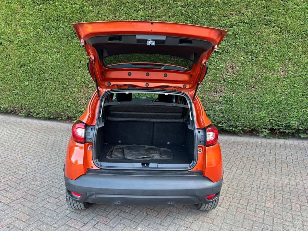 RENAULT CAPTUR