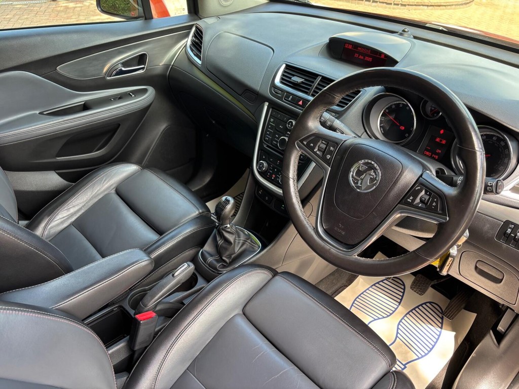 VAUXHALL MOKKA
