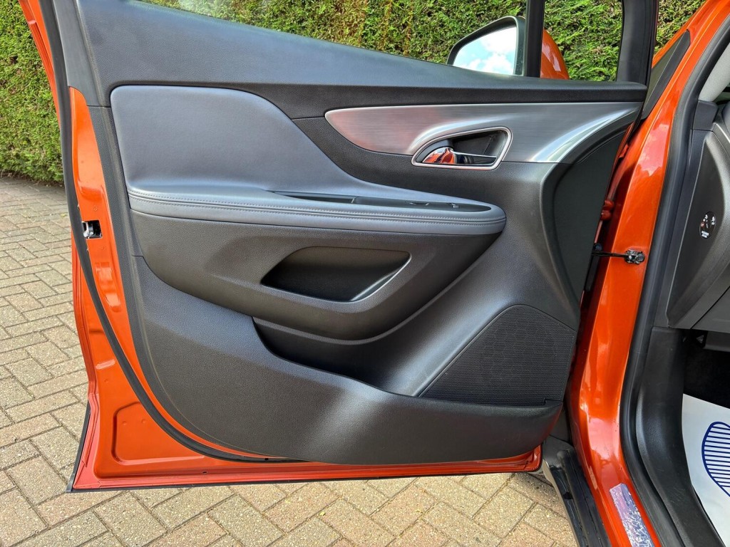 VAUXHALL MOKKA