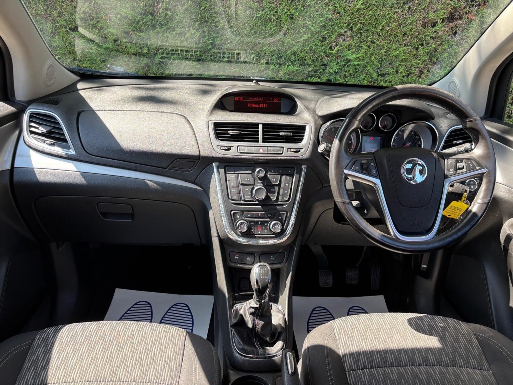 View VAUXHALL MOKKA 1.7 CDTi Exclusiv