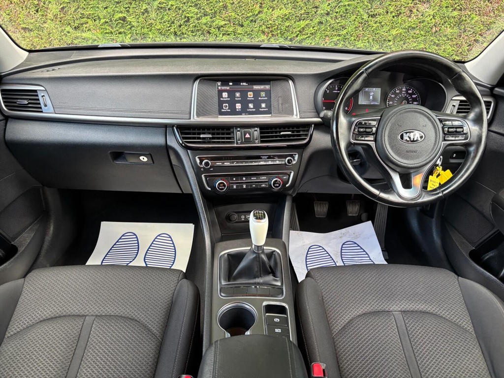 View KIA OPTIMA 1.7 CRDi 2
