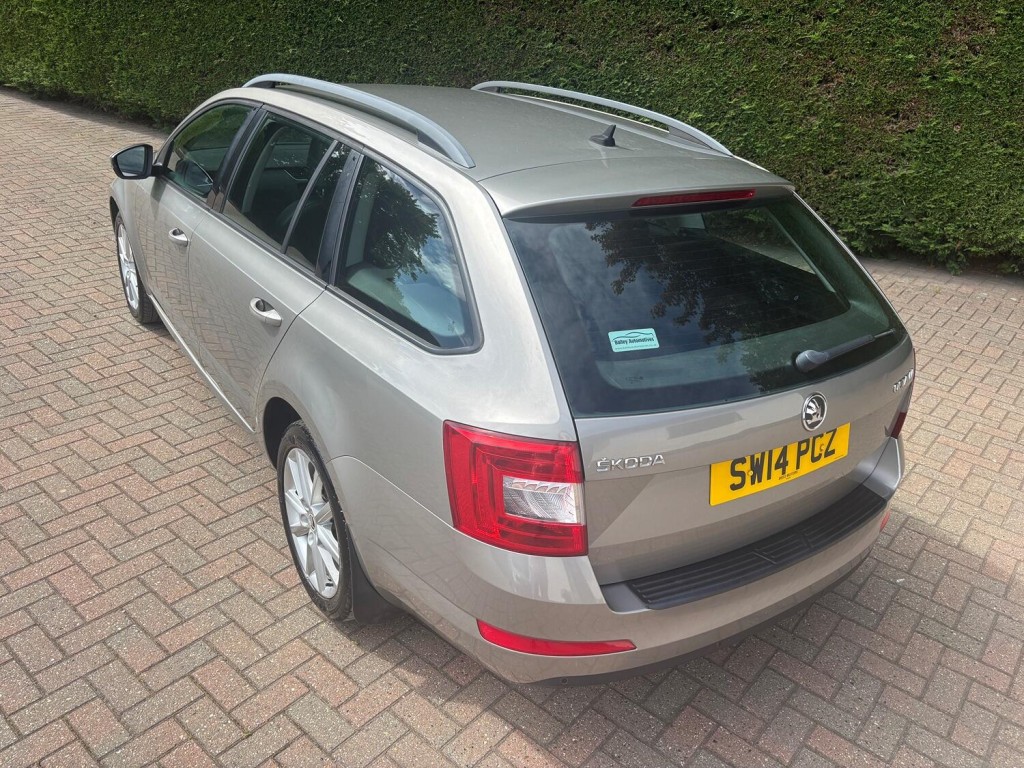 SKODA OCTAVIA