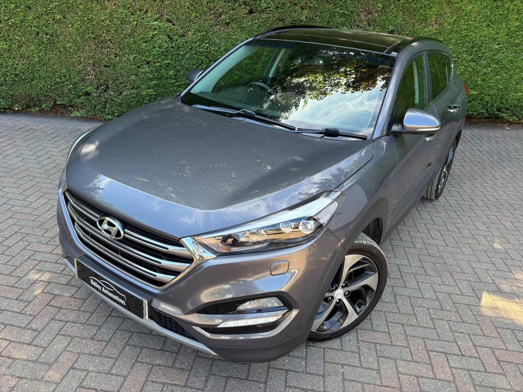 View HYUNDAI TUCSON 2.0 CRDi Premium SE