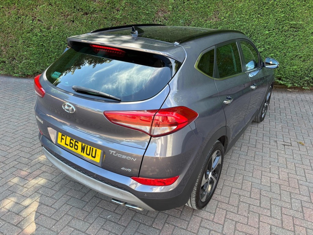 HYUNDAI TUCSON