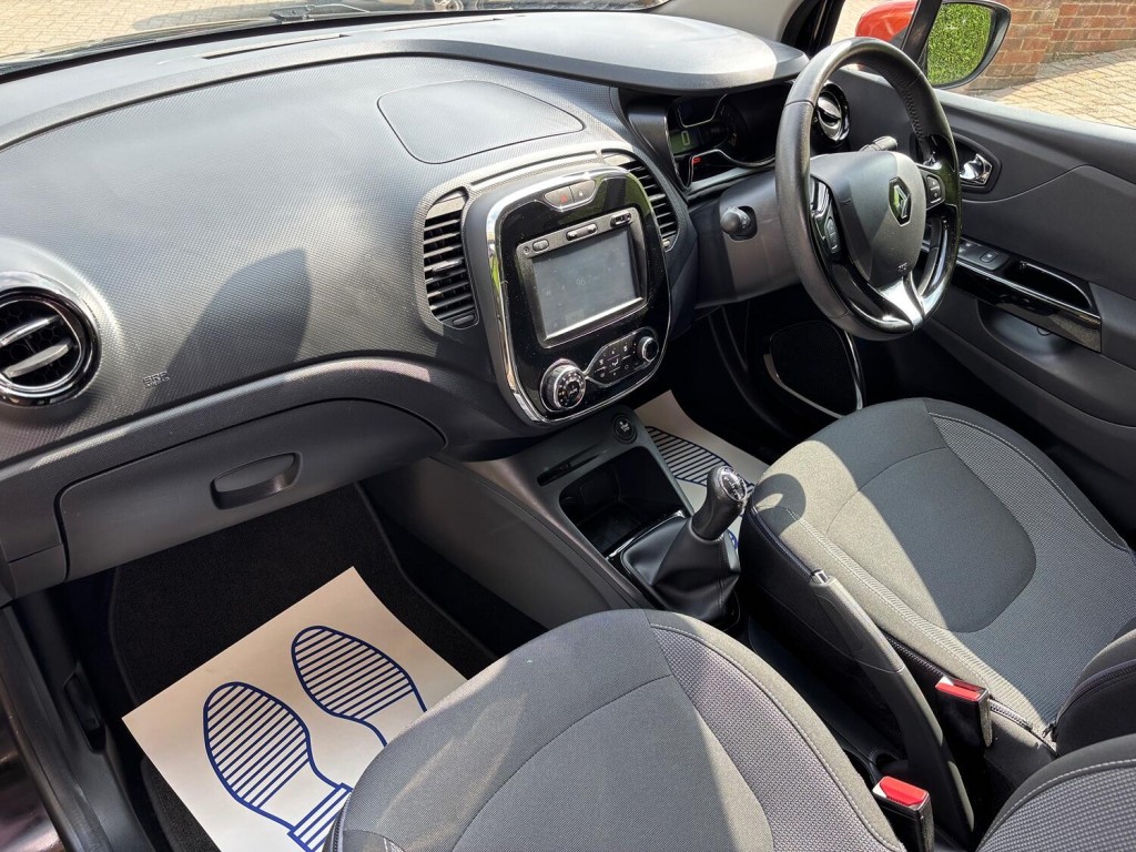 RENAULT CAPTUR