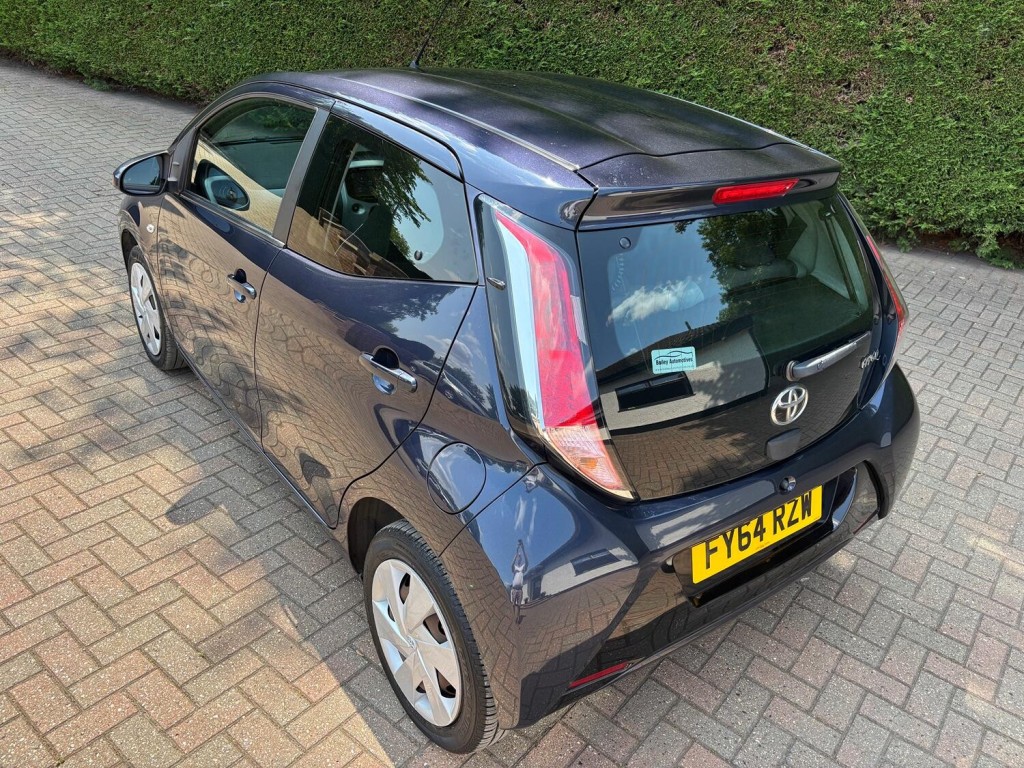 TOYOTA AYGO