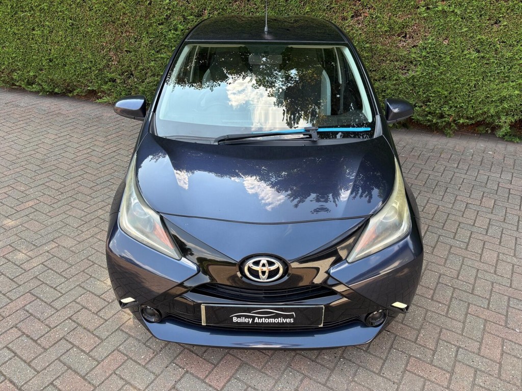 TOYOTA AYGO