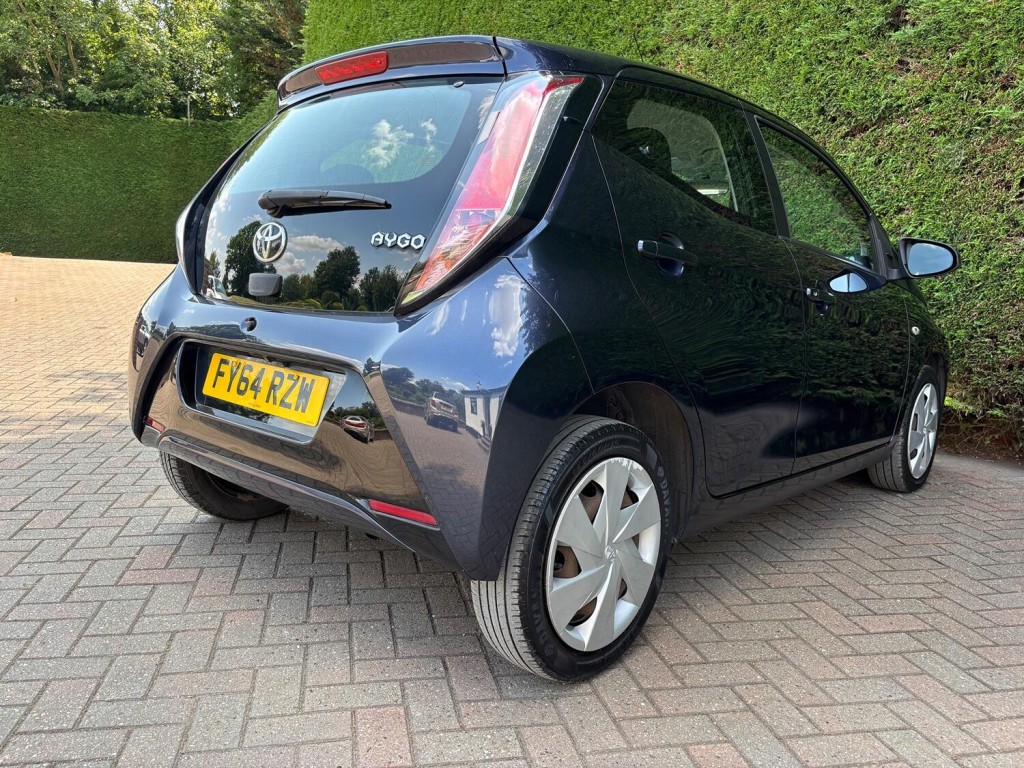 TOYOTA AYGO