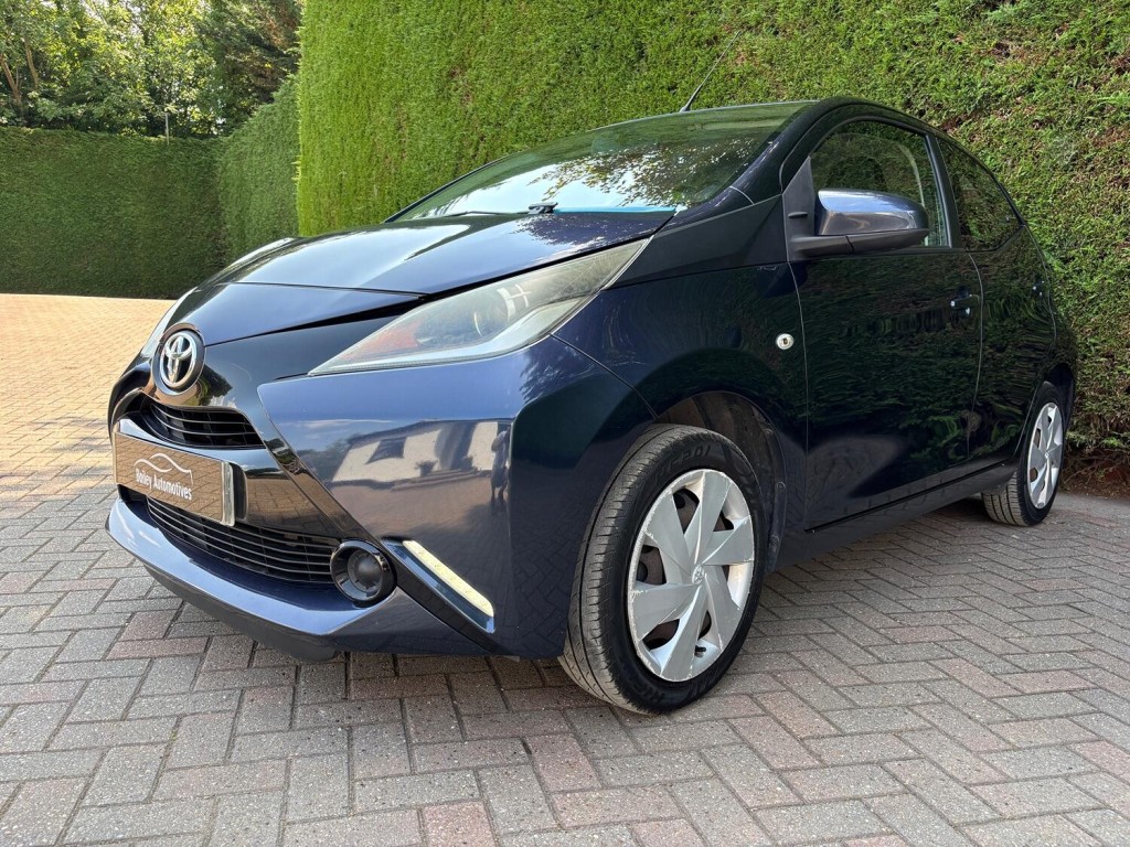 TOYOTA AYGO