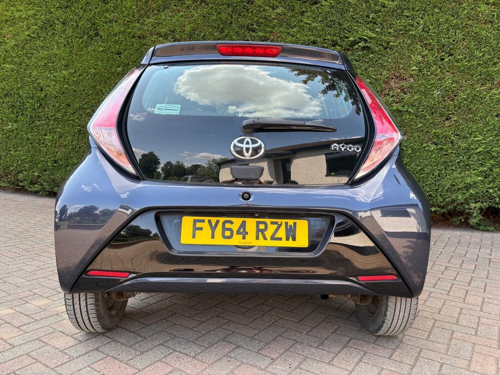 TOYOTA AYGO