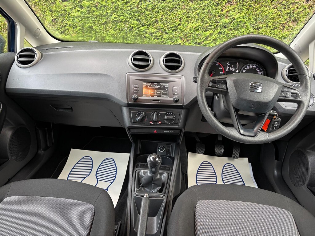 View SEAT IBIZA 1.0 SOL