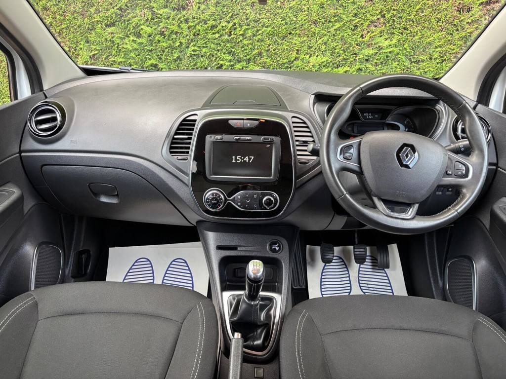 View RENAULT CAPTUR 0.9 Iconic TCe 90 MY18