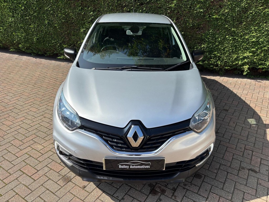 RENAULT CAPTUR