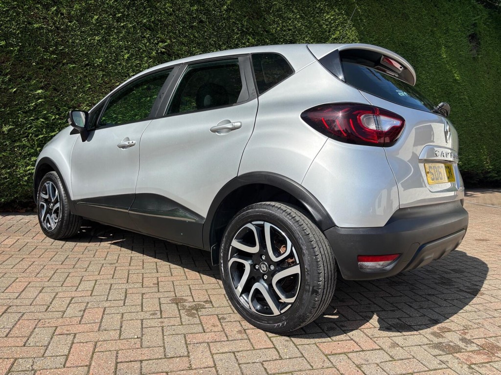 RENAULT CAPTUR