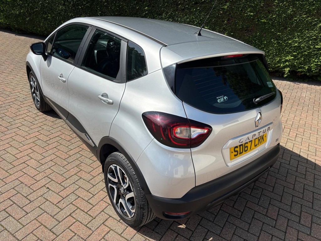 RENAULT CAPTUR