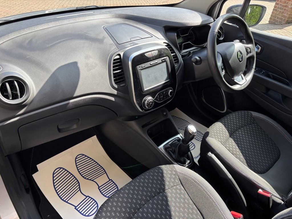 RENAULT CAPTUR