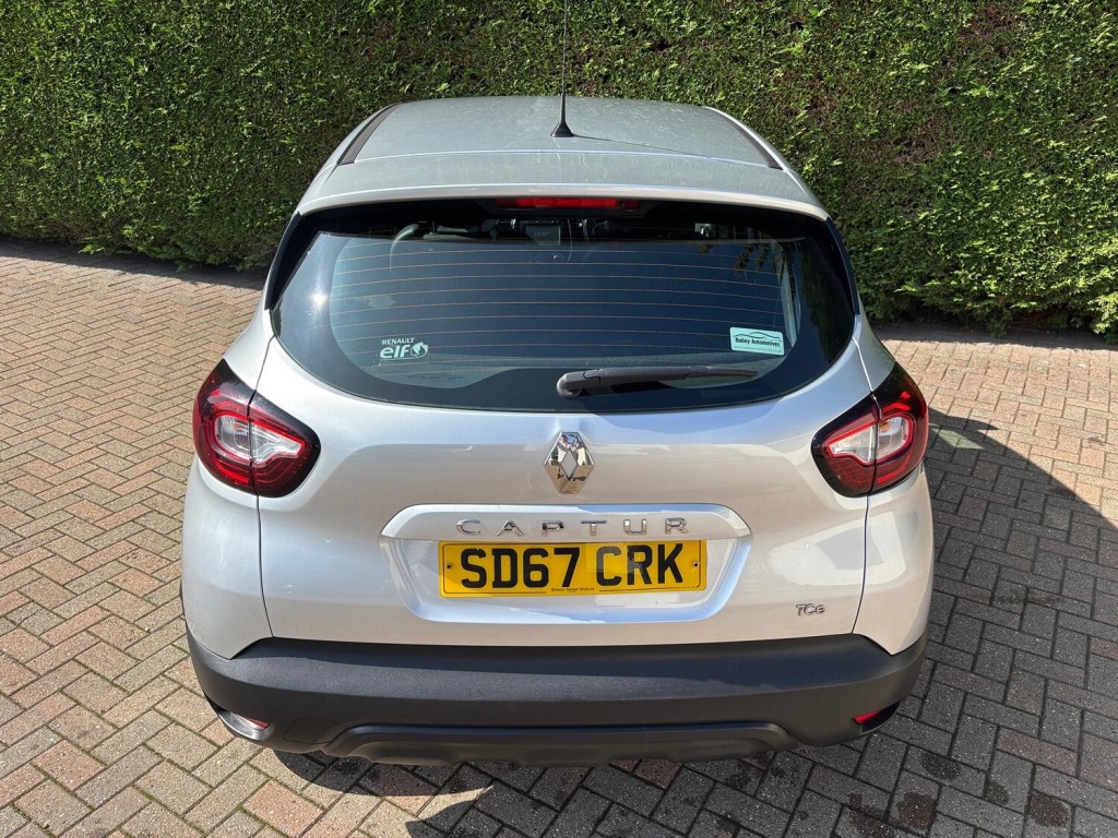 RENAULT CAPTUR